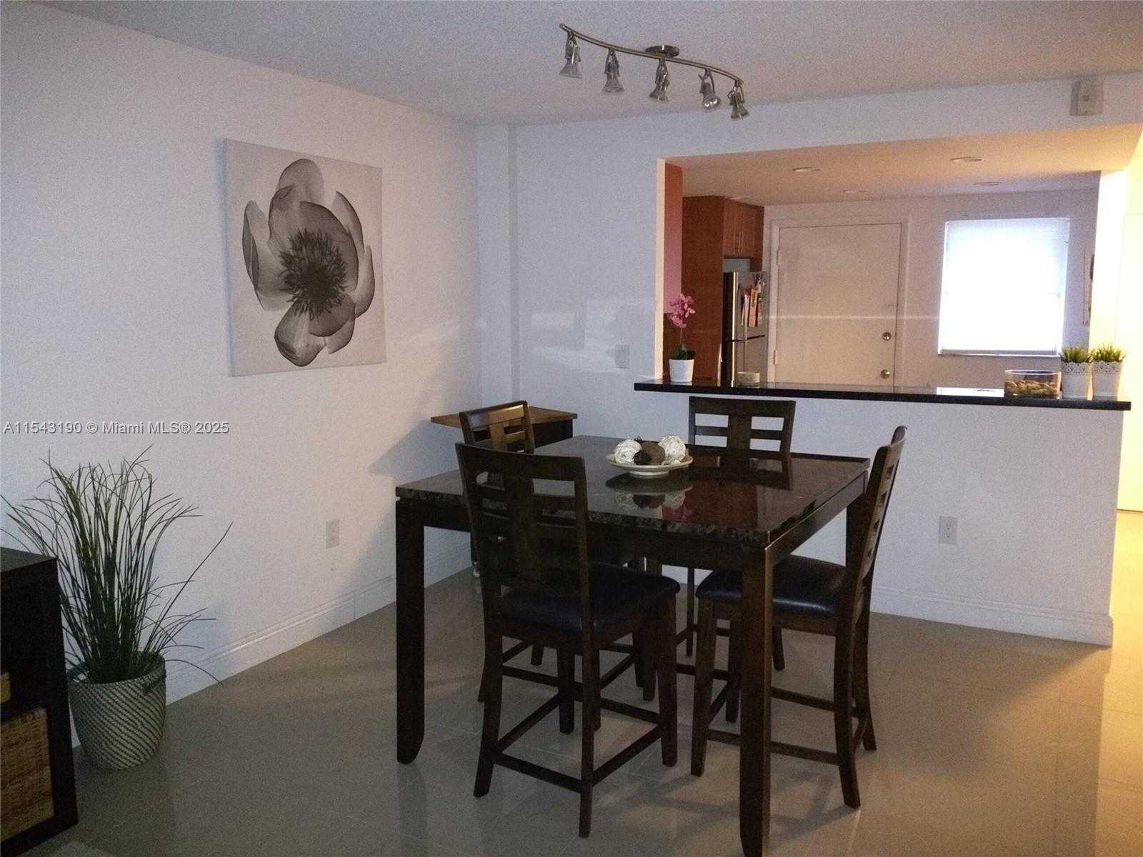 Small Image of 3600 #310, North Miami Beach Number 6