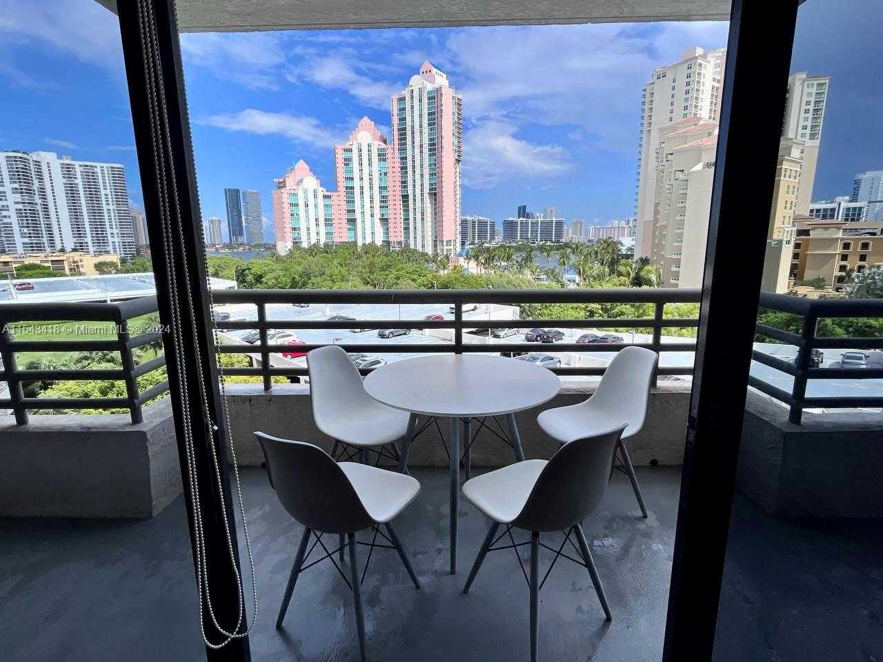 Small Image of 3300 NORTH EAST 191ST ST #817, Aventura Number 24