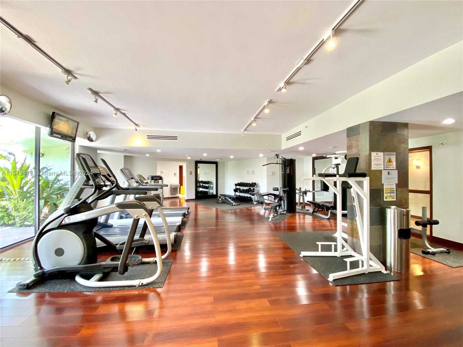 Small Image of 3300 NORTH EAST 191ST ST #817, Aventura Number 32