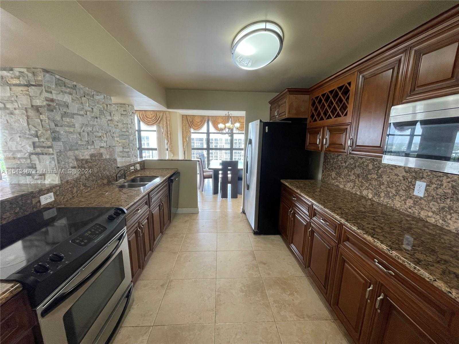 Small Image of 200 Leslie Dr, Hallandale Beach, FL 33009, USA Number 2