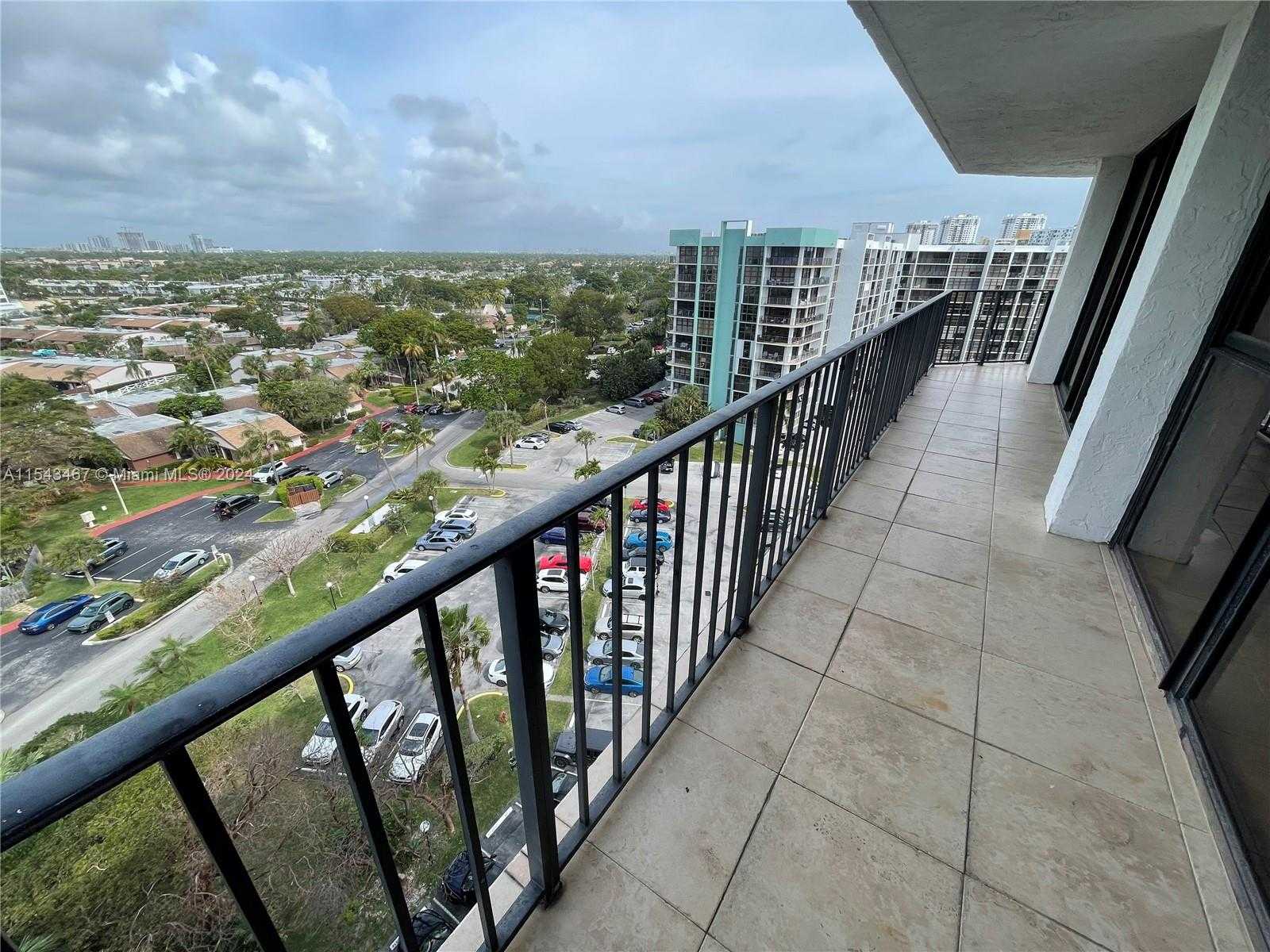 Small Image of 200 Leslie Dr, Hallandale Beach, FL 33009, USA Number 36