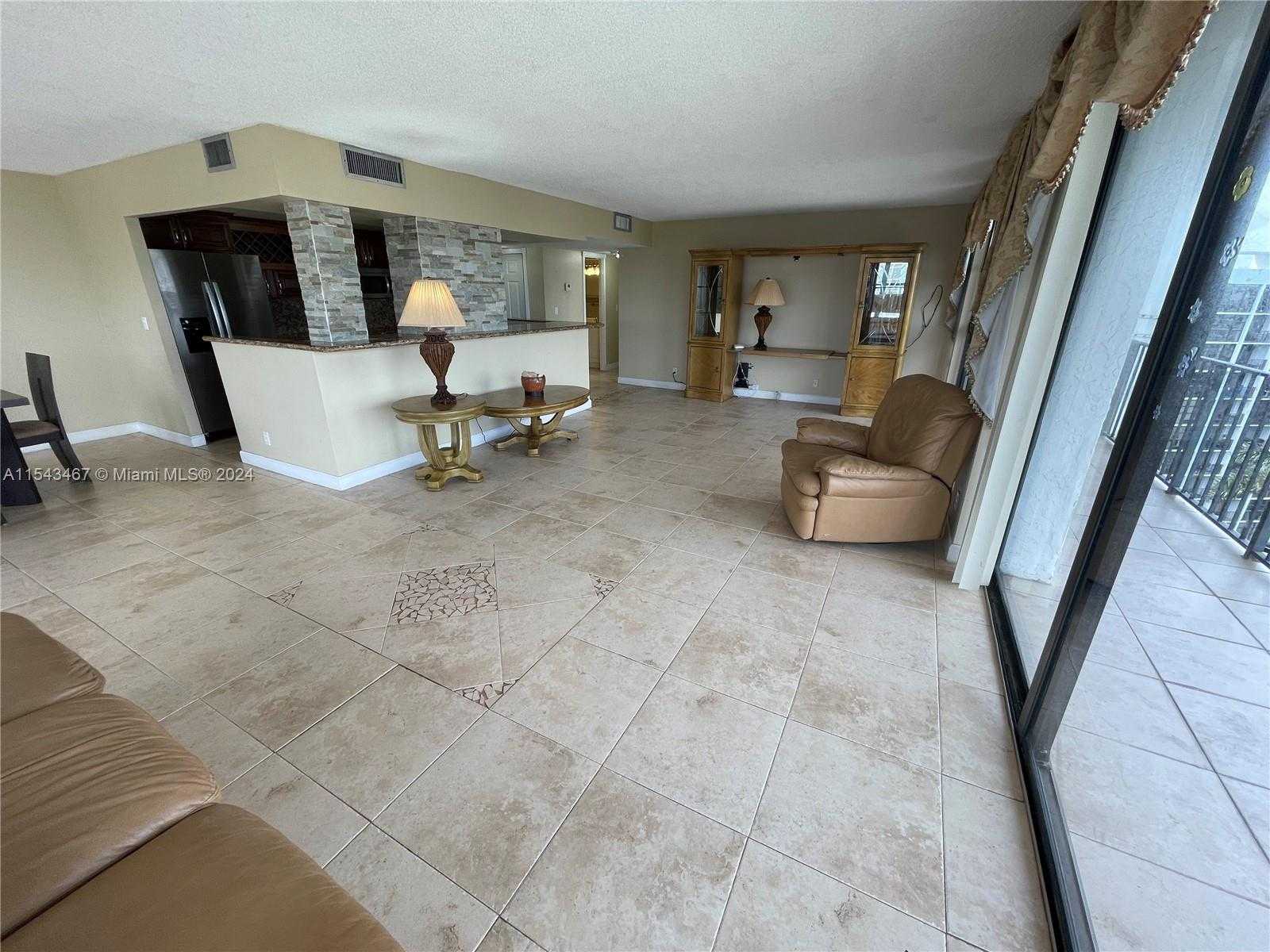 Small Image of 200 Leslie Dr, Hallandale Beach, FL 33009, USA Number 43