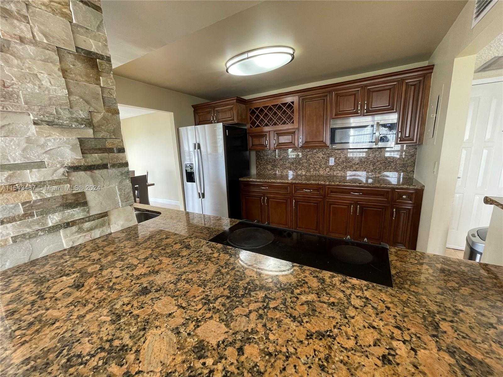 Small Image of 200 Leslie Dr, Hallandale Beach, FL 33009, USA Number 5