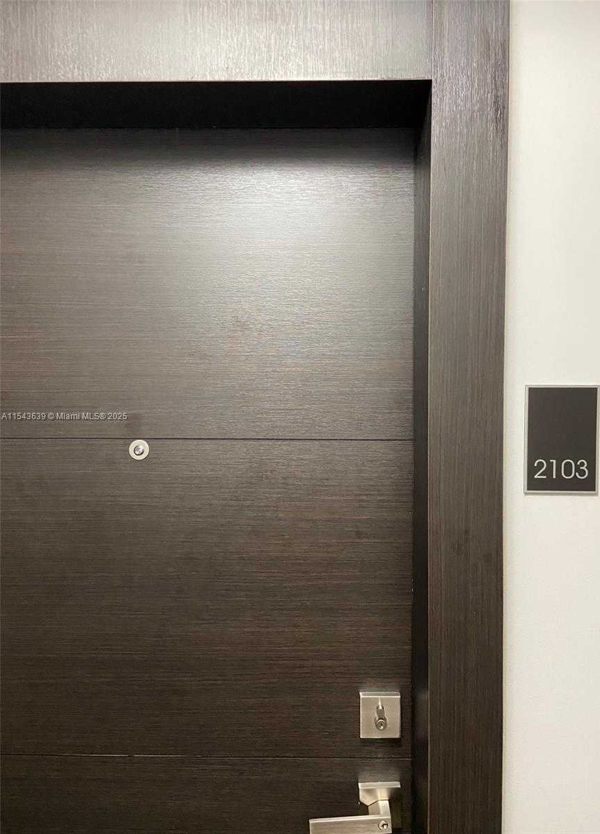 Small Image of 2801 NORTH EAST 183RD ST #2103W, Aventura Number 2