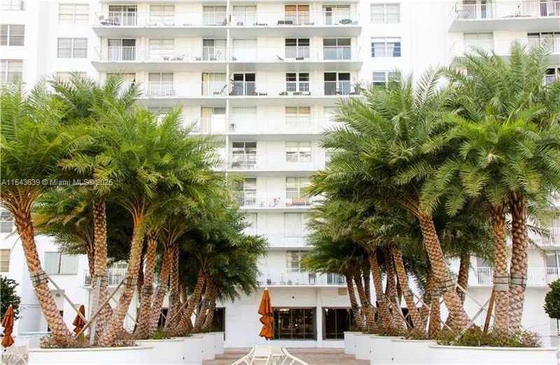 Small Image of 2801 NORTH EAST 183RD ST #2103W, Aventura Number 34