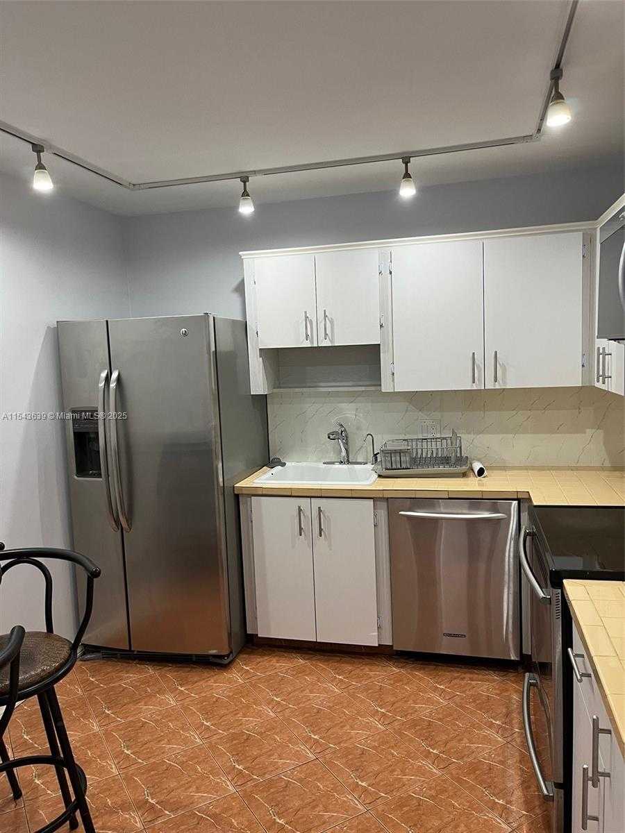 Small Image of 2801 NORTH EAST 183RD ST #2103W, Aventura Number 6