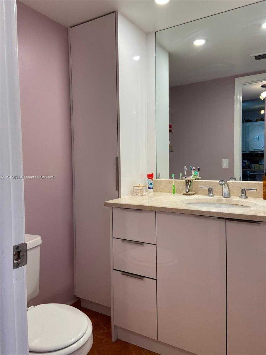 Small Image of 2801 NORTH EAST 183RD ST #2103W, Aventura Number 9