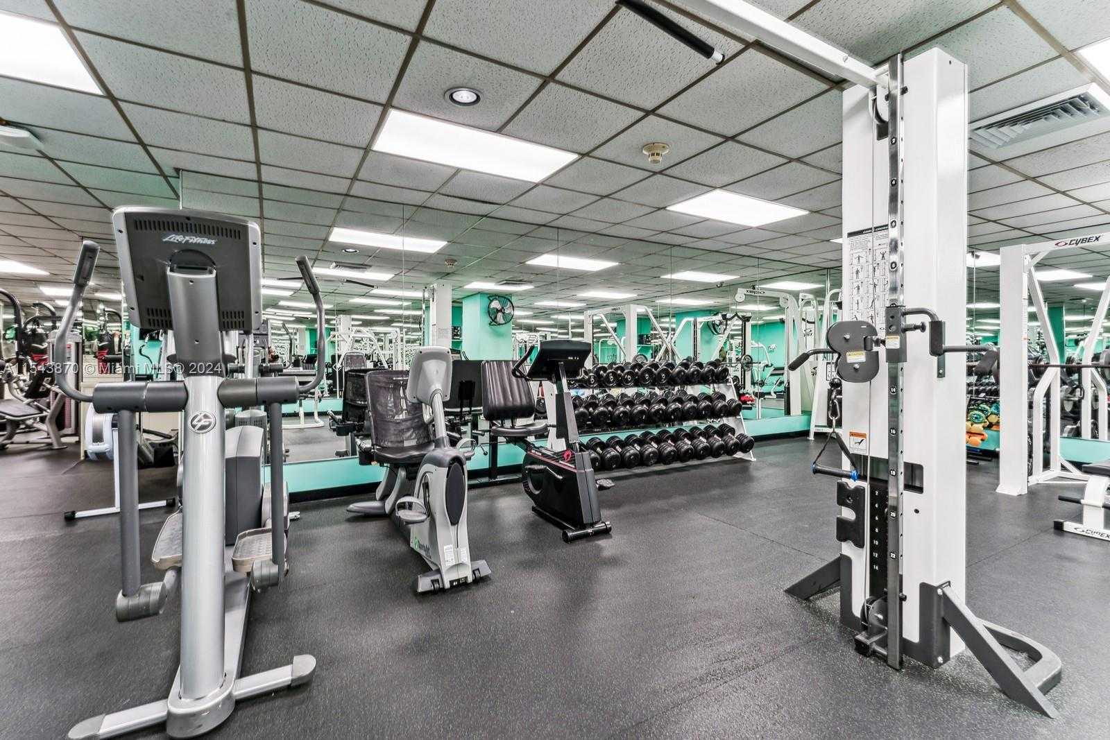 Small Image of 5255 COLLINS AVE #12B, Miami Beach Number 20
