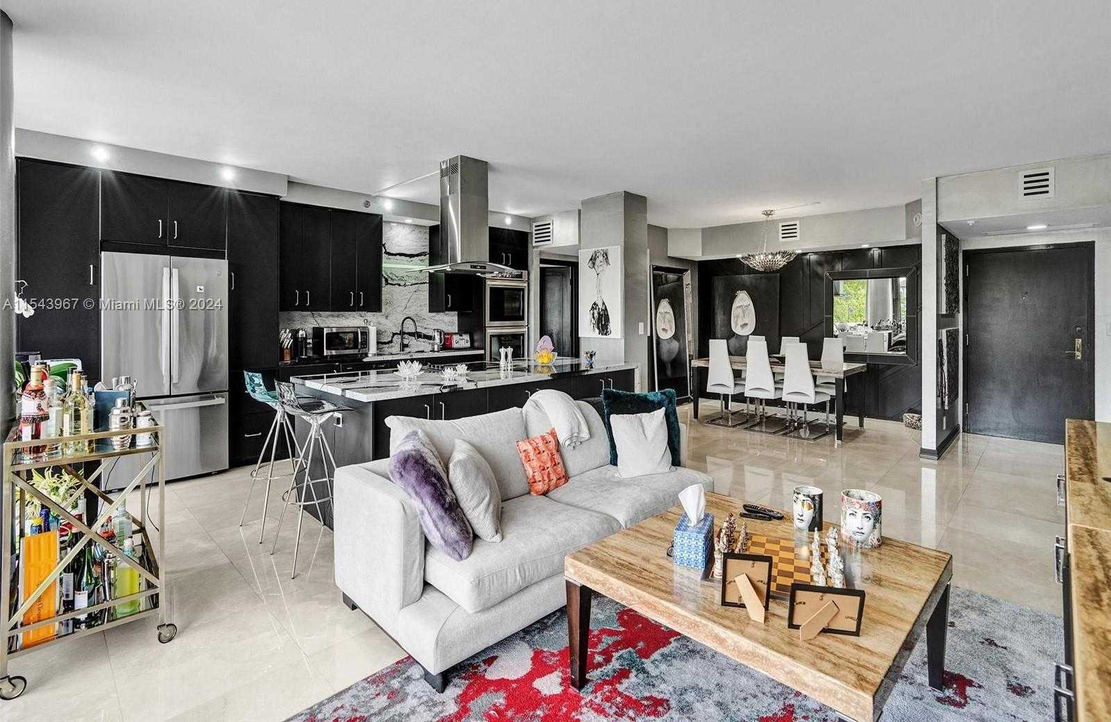 Small Image of 3000 Island Blvd, Aventura, FL 33160, USA Number 4