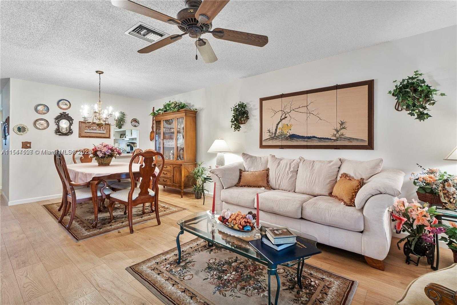 Small Image of 5775 WEST FERNLEY DR W #107, Palm Beach Number 3