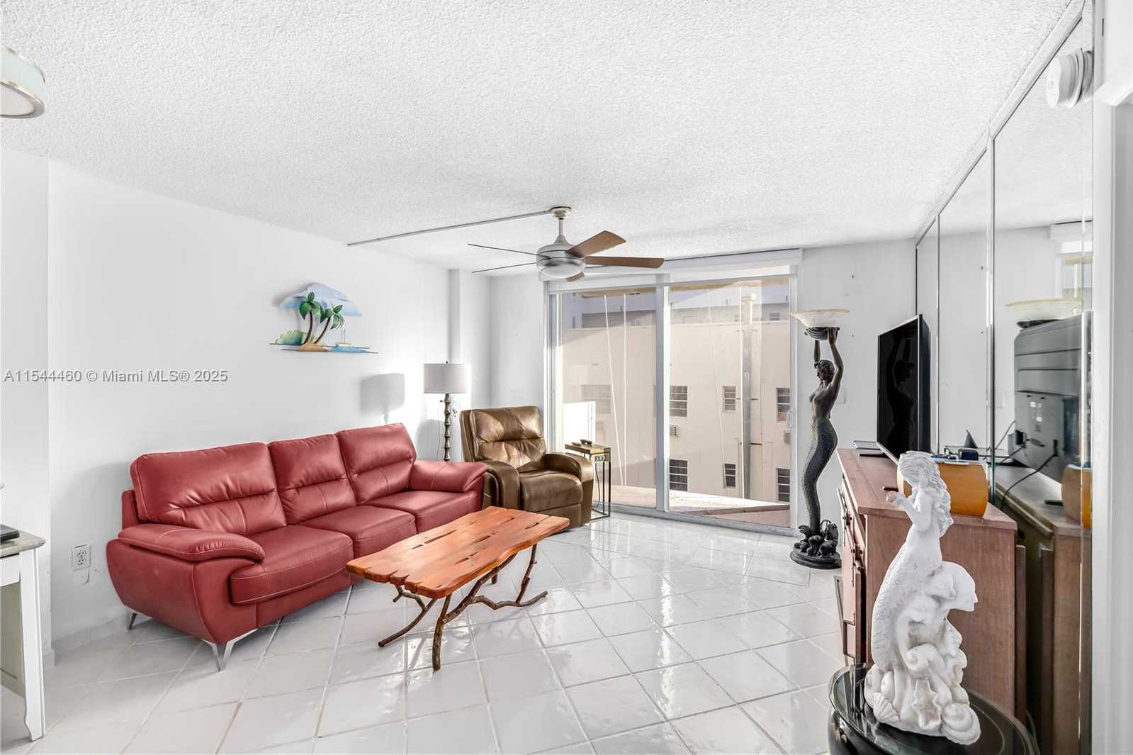 Small Image of 345 OCEAN DR #411, Miami Beach Number 7