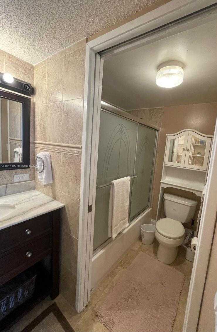Small Image of 17021 NORTH BAY RD #318, Sunny Isles Beach Number 12