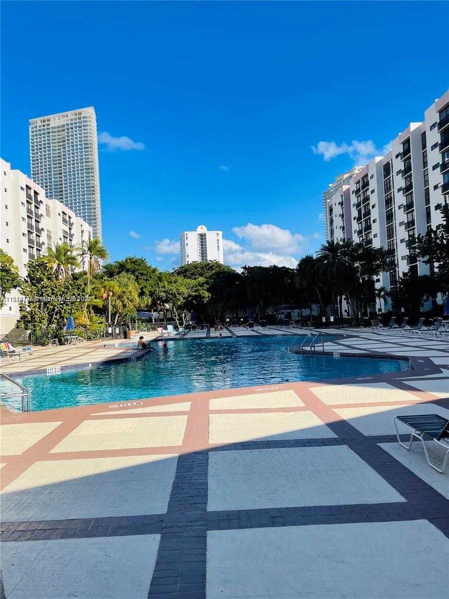 Small Image of 17021 NORTH BAY RD #318, Sunny Isles Beach Number 27