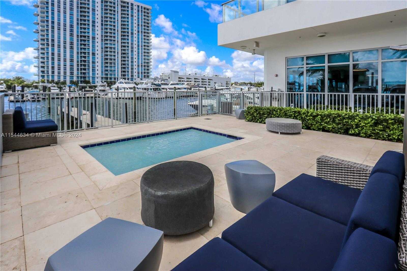 Small Image of 17301 BISCAYNE BLVD #1201, North Miami Beach Number 25