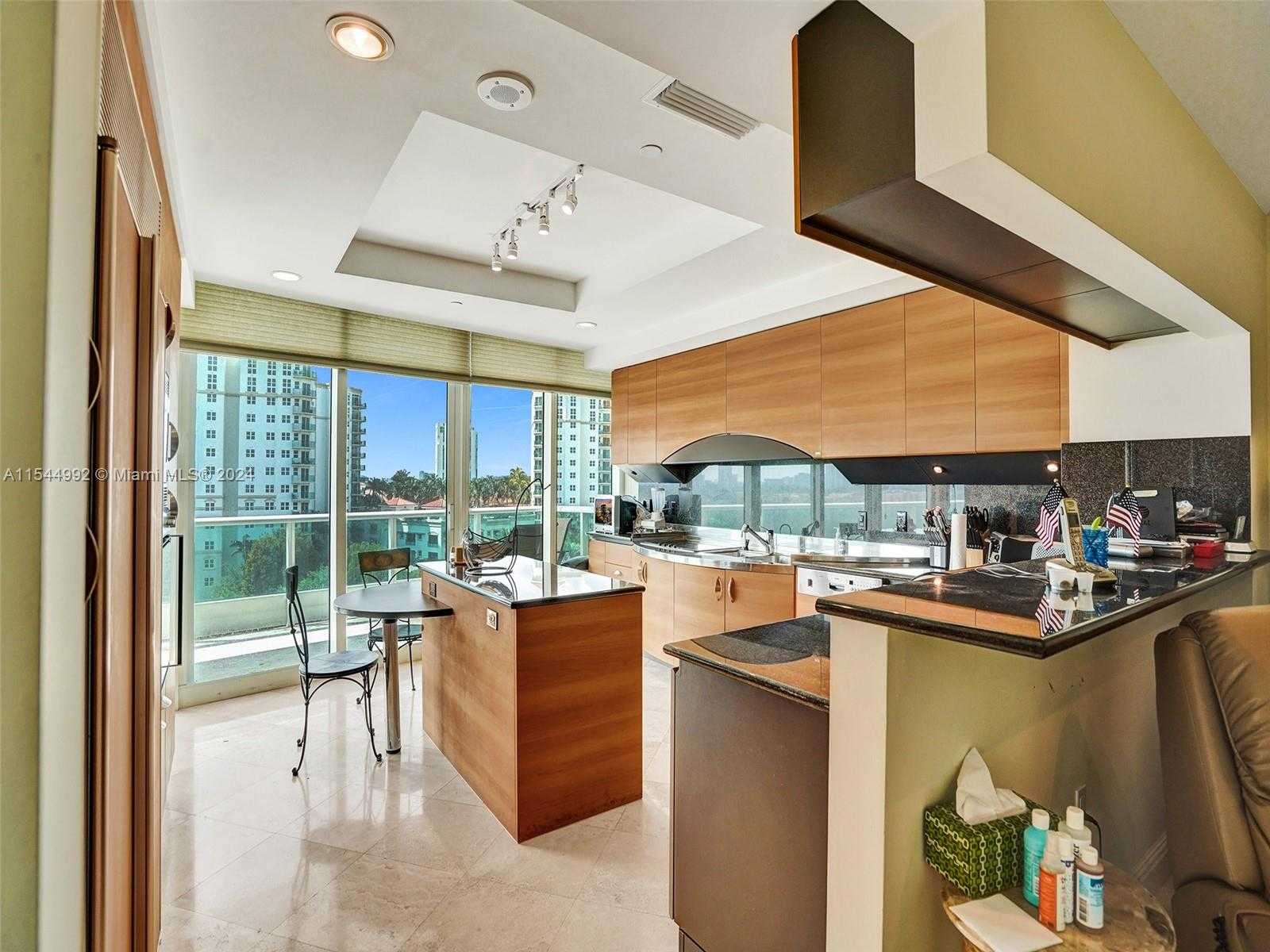 Small Image of 19955 NORTH EAST 38TH CT #901, Aventura Number 13