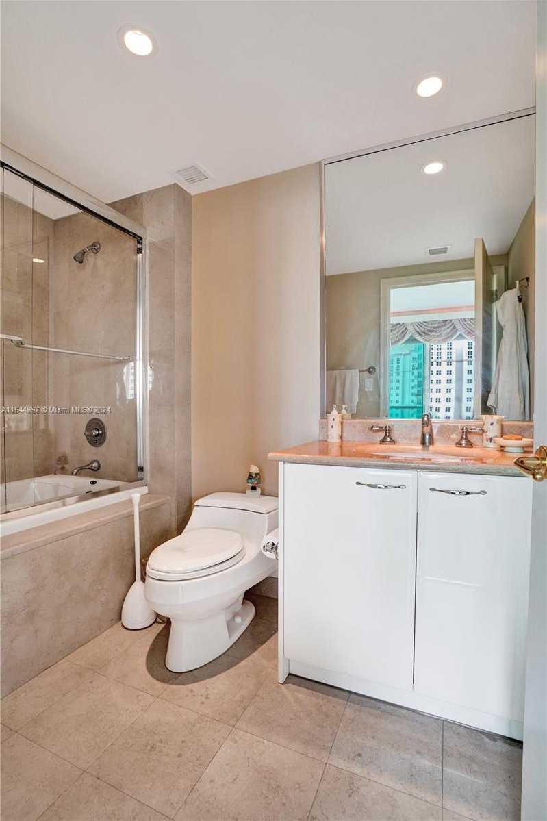 Small Image of 19955 NORTH EAST 38TH CT #901, Aventura Number 35