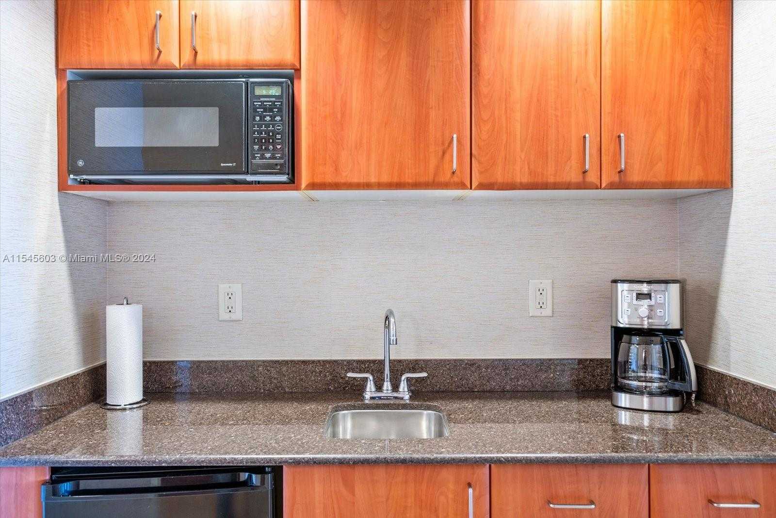 Small Image of 18001 COLLINS AVE #717, Sunny Isles Beach Number 11