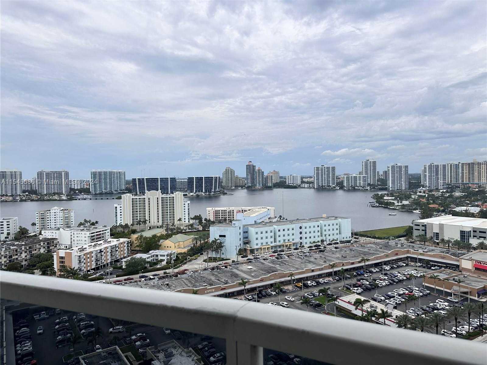 Small Image of 18001 COLLINS AVE #1803, Sunny Isles Beach Number 9