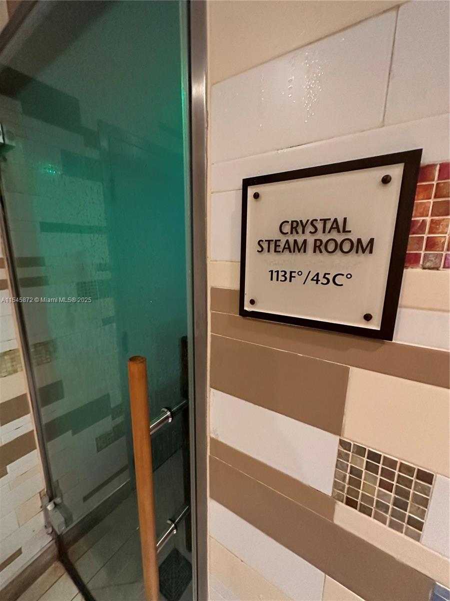 Small Image of 6801 COLLINS AVE #1206, Miami Beach Number 60