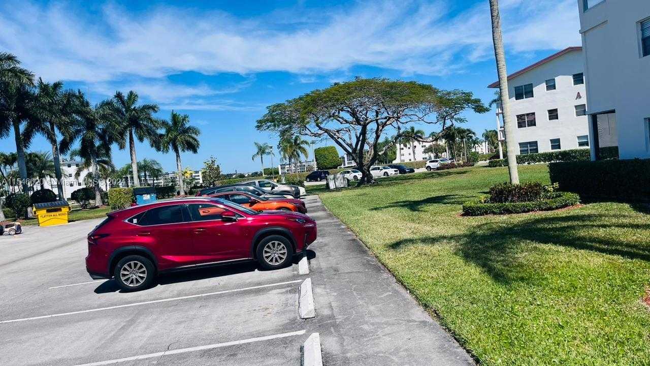 Small Image of 63 FANSHAW B #63, Boca Raton Number 18