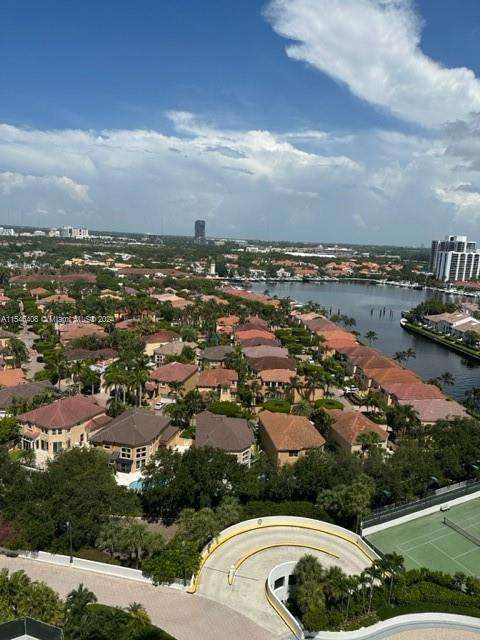 Small Image of 3802 #1704, Aventura Number 17