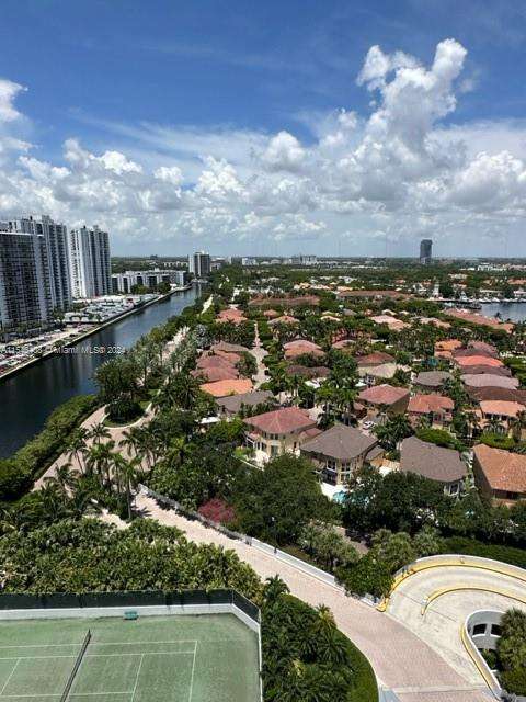 Small Image of 3802 #1704, Aventura Number 20