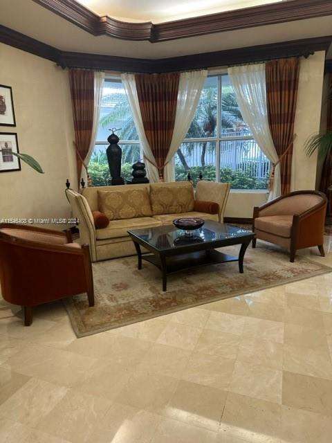 Small Image of 3802 #1704, Aventura Number 28