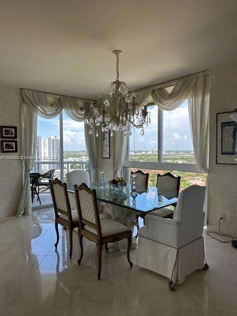 Small Image of 3802 #1704, Aventura Number 3