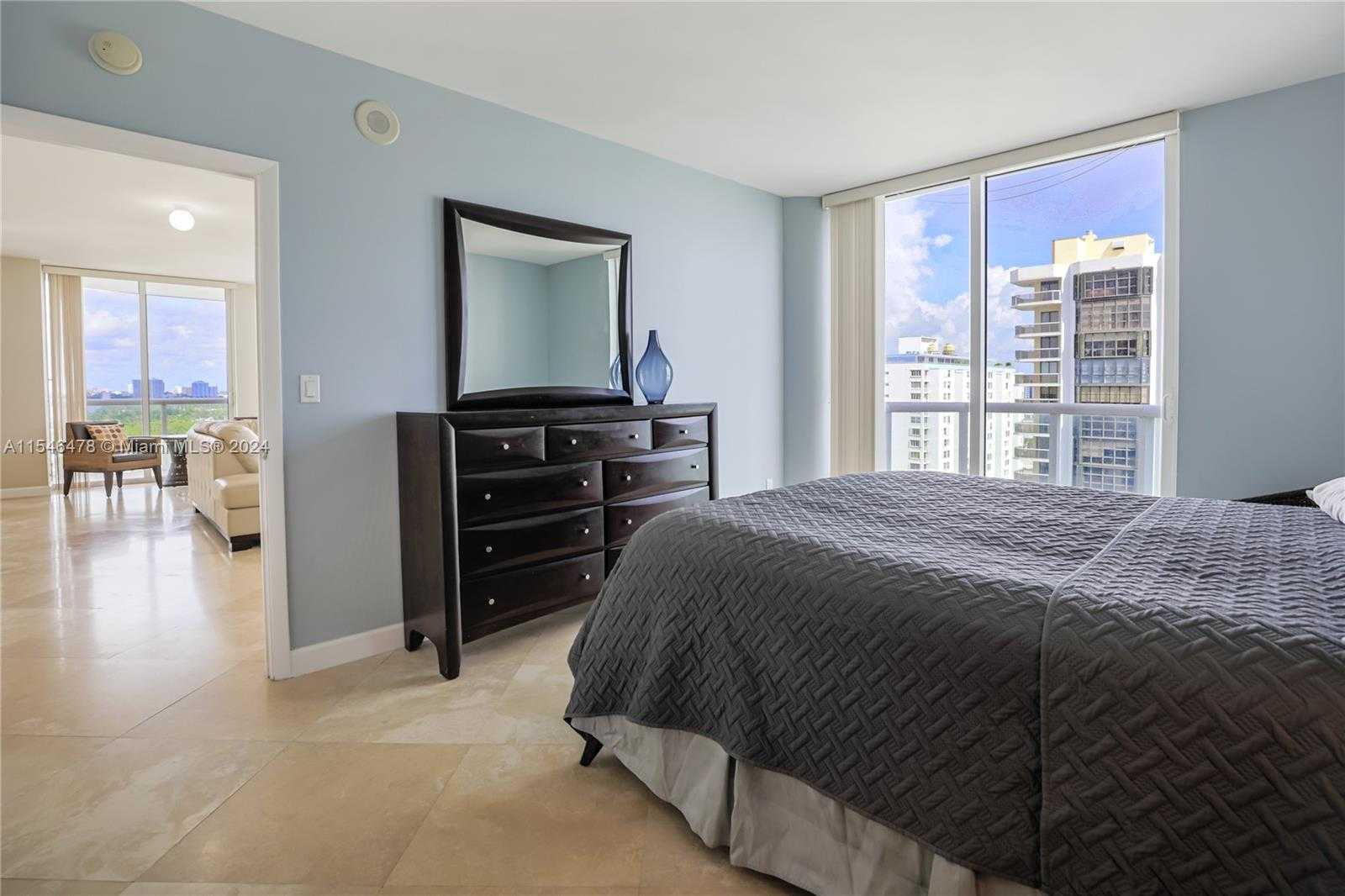 Small Image of 6365 COLLINS AVE #1408, Miami Beach Number 21