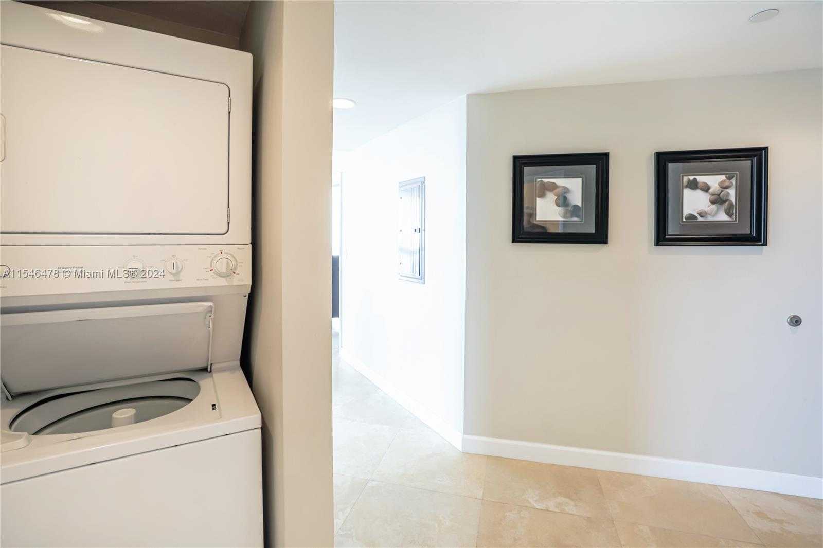 Small Image of 6365 COLLINS AVE #1408, Miami Beach Number 32