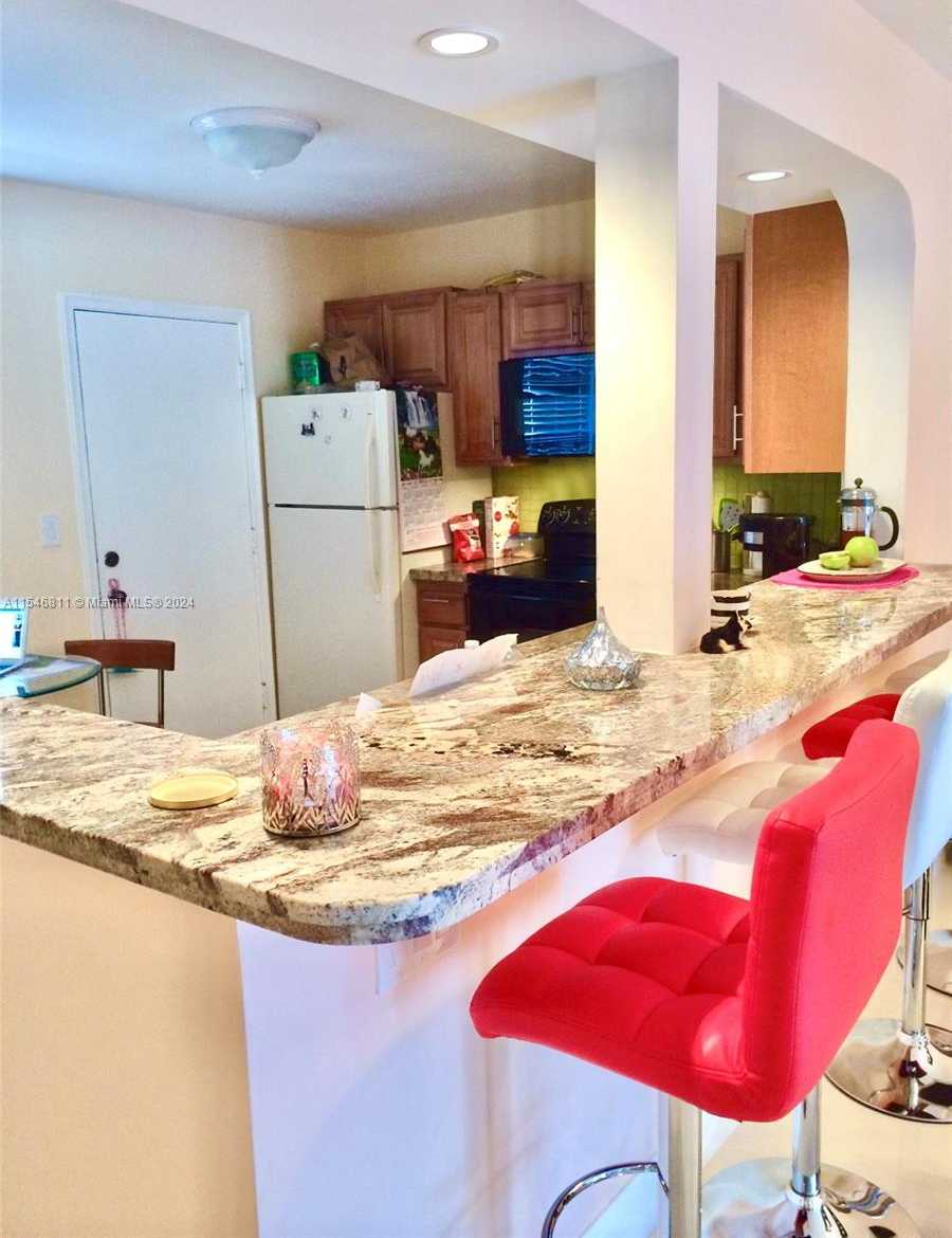 Small Image of 319 NORTH EAST 14TH AVE #602, Hallandale Beach Number 8
