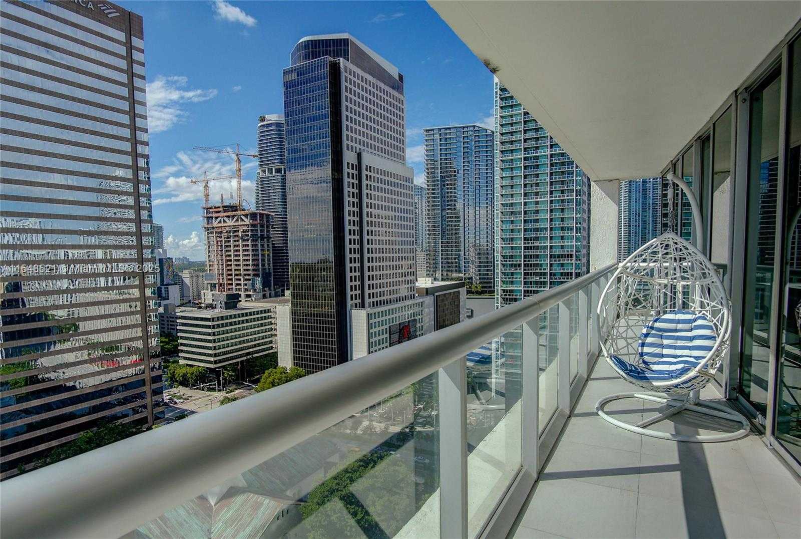 Small Image of 495 BRICKELL AVE #2111, Miami Number 14