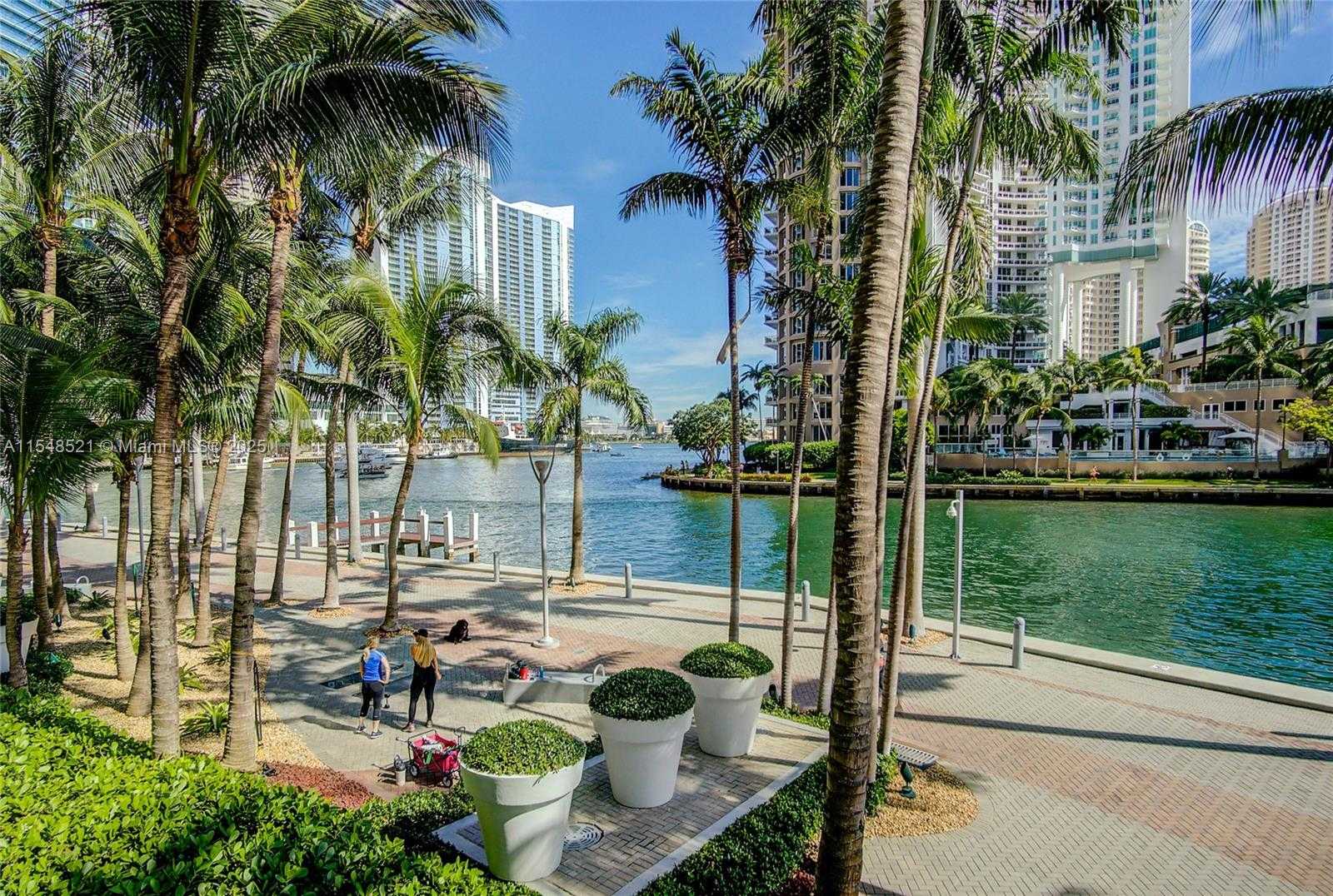 Small Image of 495 BRICKELL AVE #2111, Miami Number 16