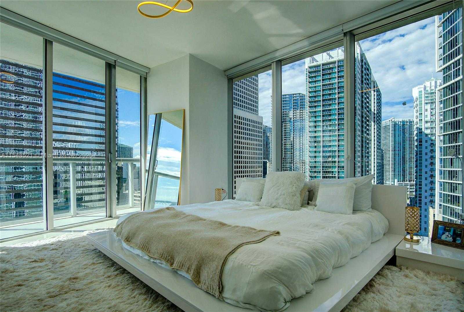 Small Image of 495 BRICKELL AVE #2111, Miami Number 2