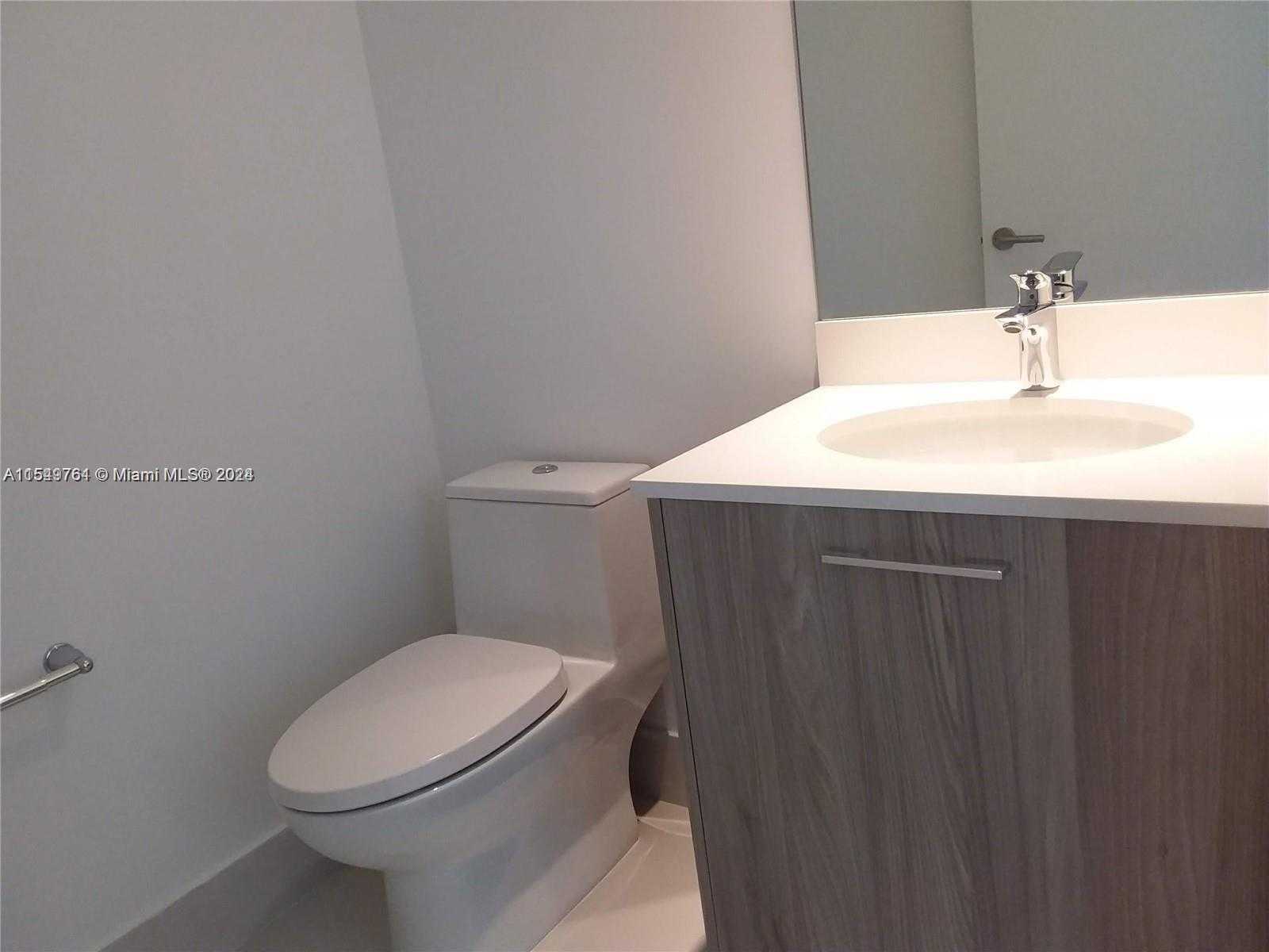 Small Image of 501 NORTH EAST 31ST ST #3003, Miami Number 15