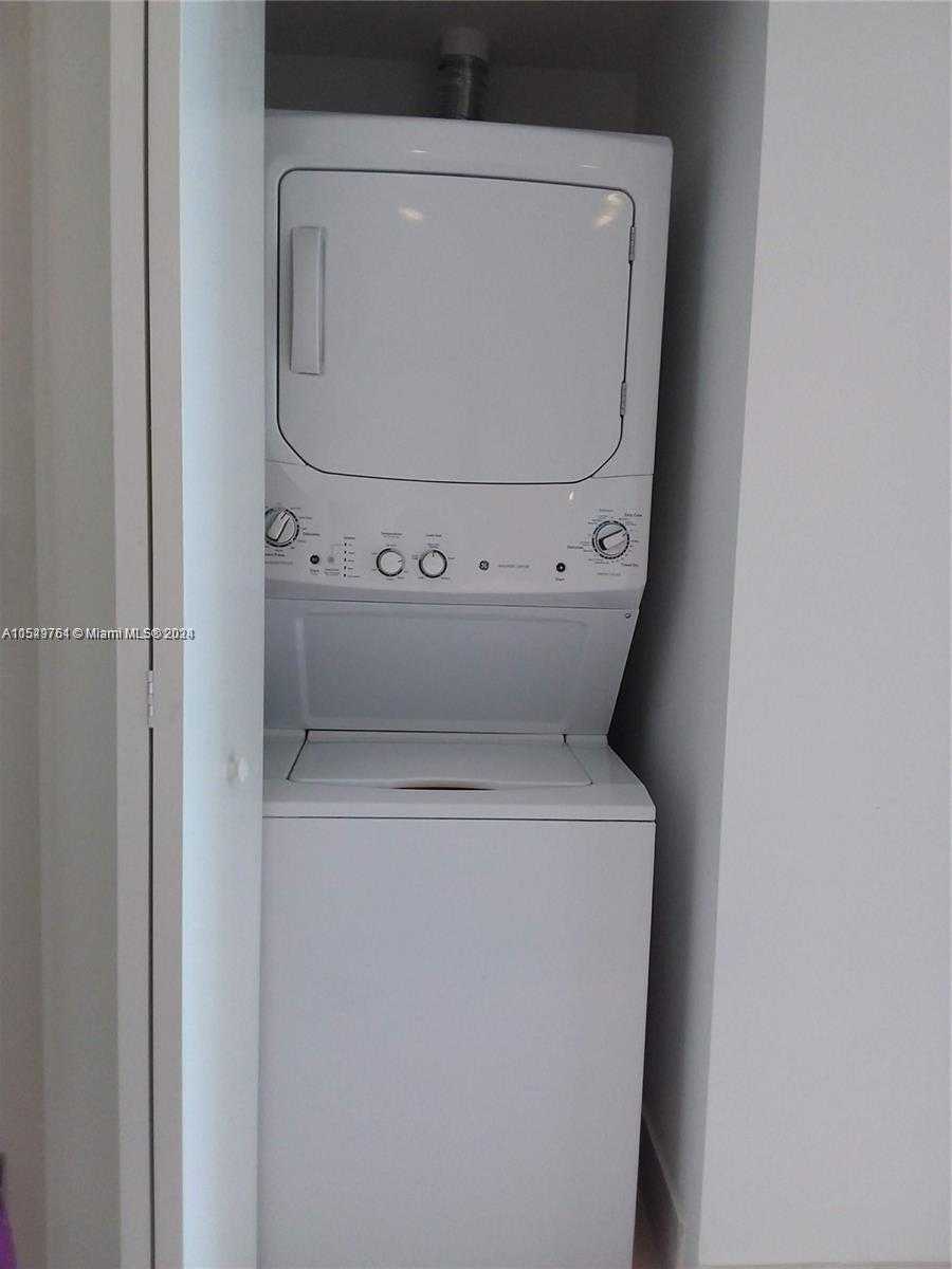 Small Image of 501 NORTH EAST 31ST ST #3003, Miami Number 16