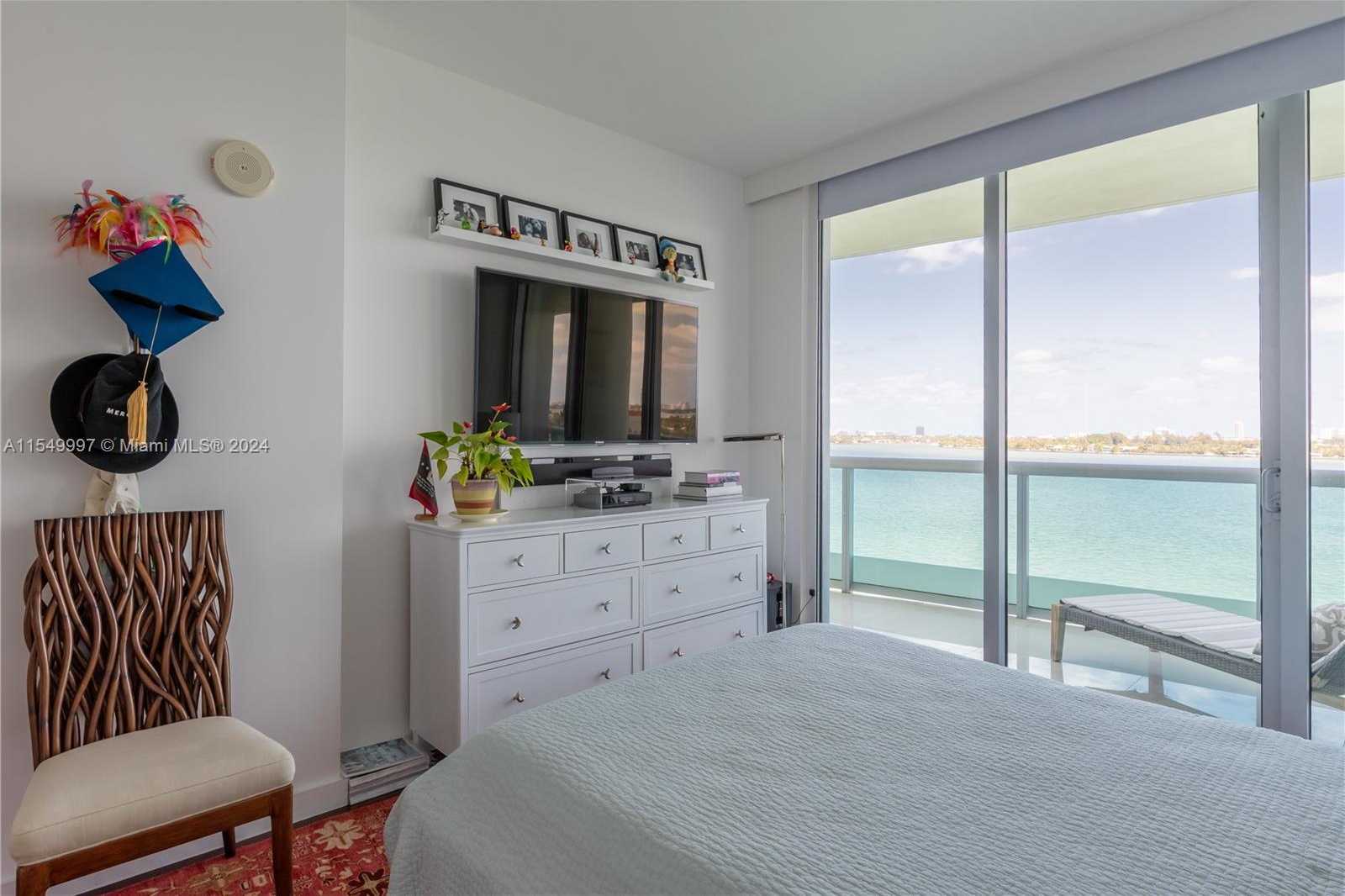 Small Image of 7935 East Dr, North Bay Village, FL 33141, USA Number 17