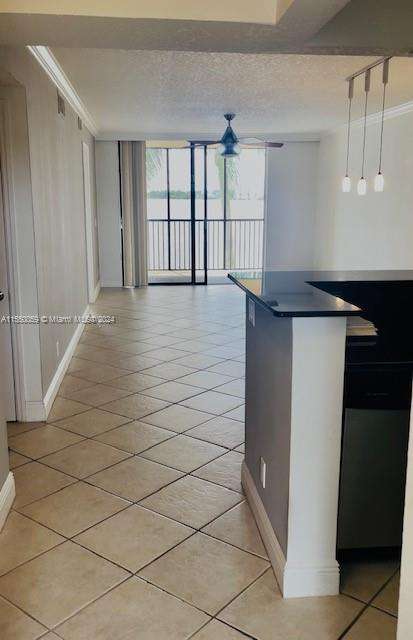 Small Image of 110 Lake Emerald Dr, Oakland Park, FL 33309, USA Number 3