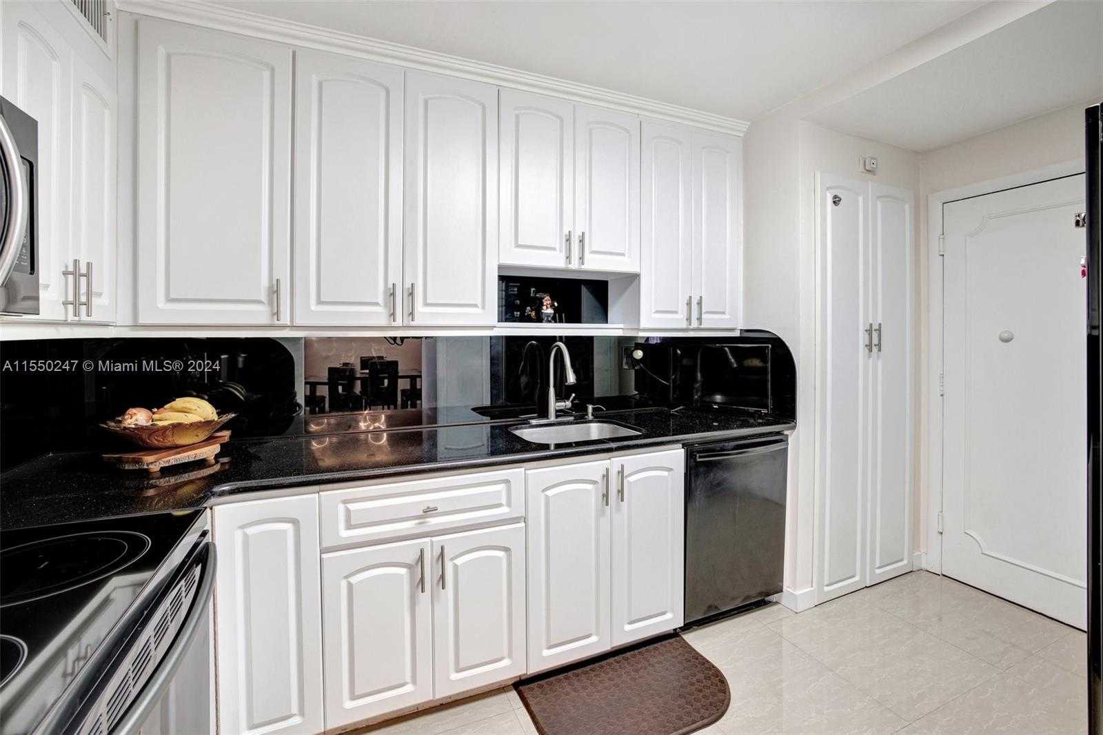 Small Image of 1601 SOUTH OCEAN DR #501, Hollywood Number 14