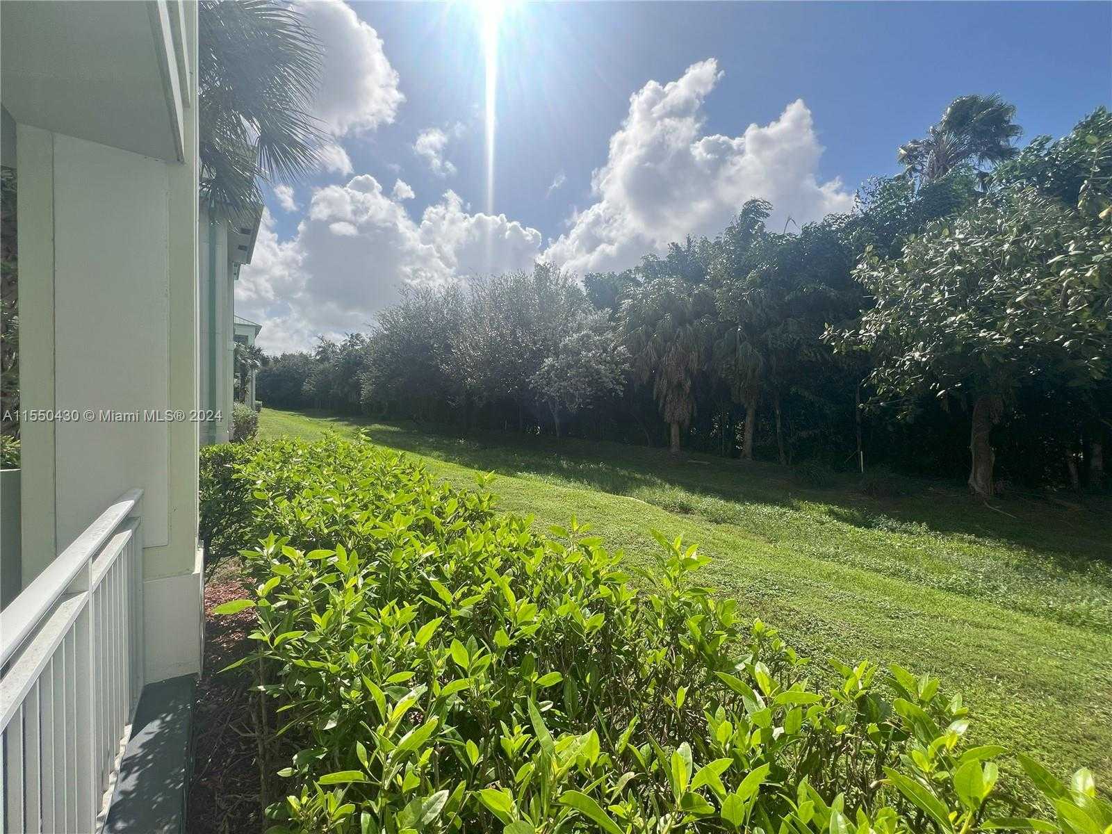 Small Image of 5300 NW 87th Ave, Doral, FL 33178, USA Number 15