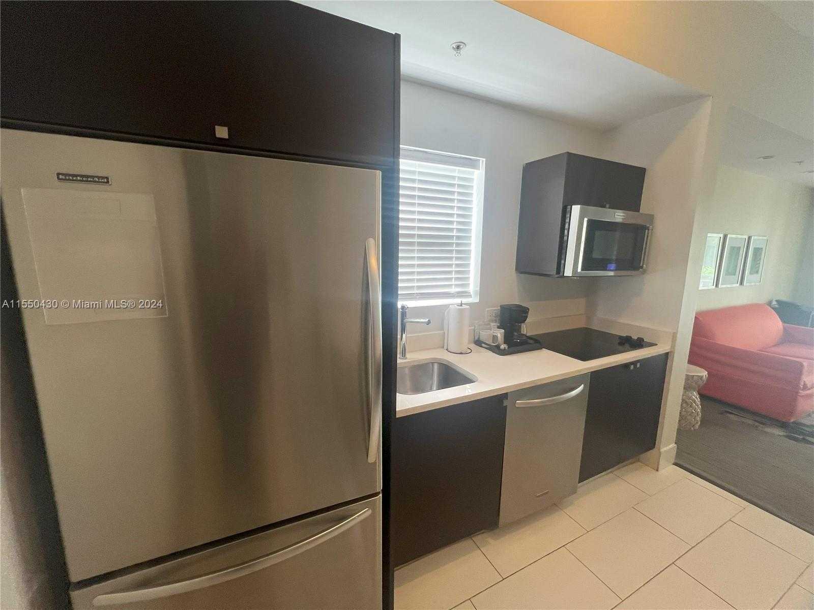Small Image of 5300 NW 87th Ave, Doral, FL 33178, USA Number 18