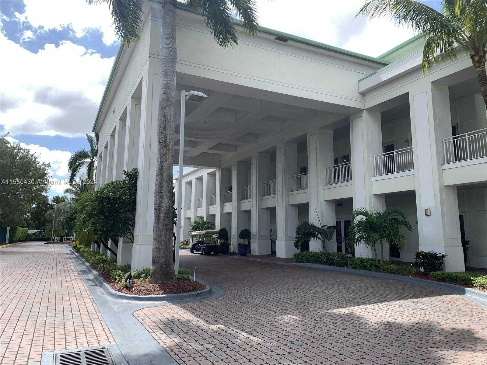 Small Image of 5300 NW 87th Ave, Doral, FL 33178, USA Number 2