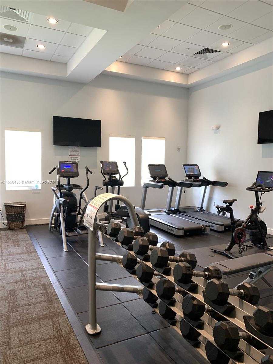 Small Image of 5300 NW 87th Ave, Doral, FL 33178, USA Number 28