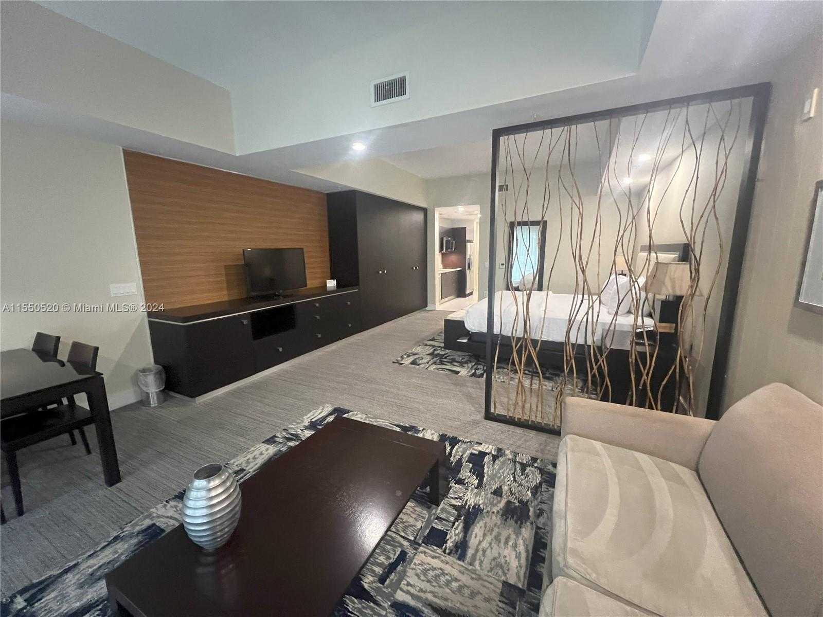Small Image of 5300 NORTH WEST 87TH AVE #603, Doral Number 10