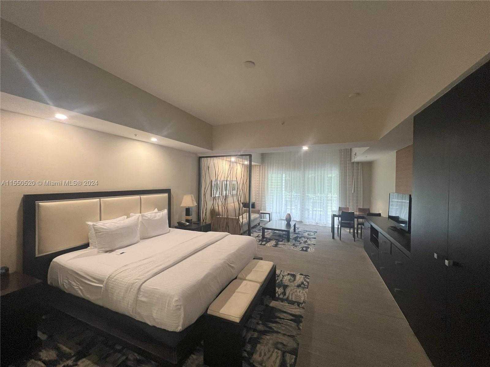 Small Image of 5300 NORTH WEST 87TH AVE #603, Doral Number 3