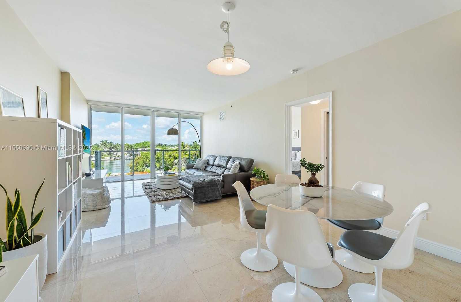 Small Image of 6305 INDIAN CREEK DR #4D, Miami Beach Number 2
