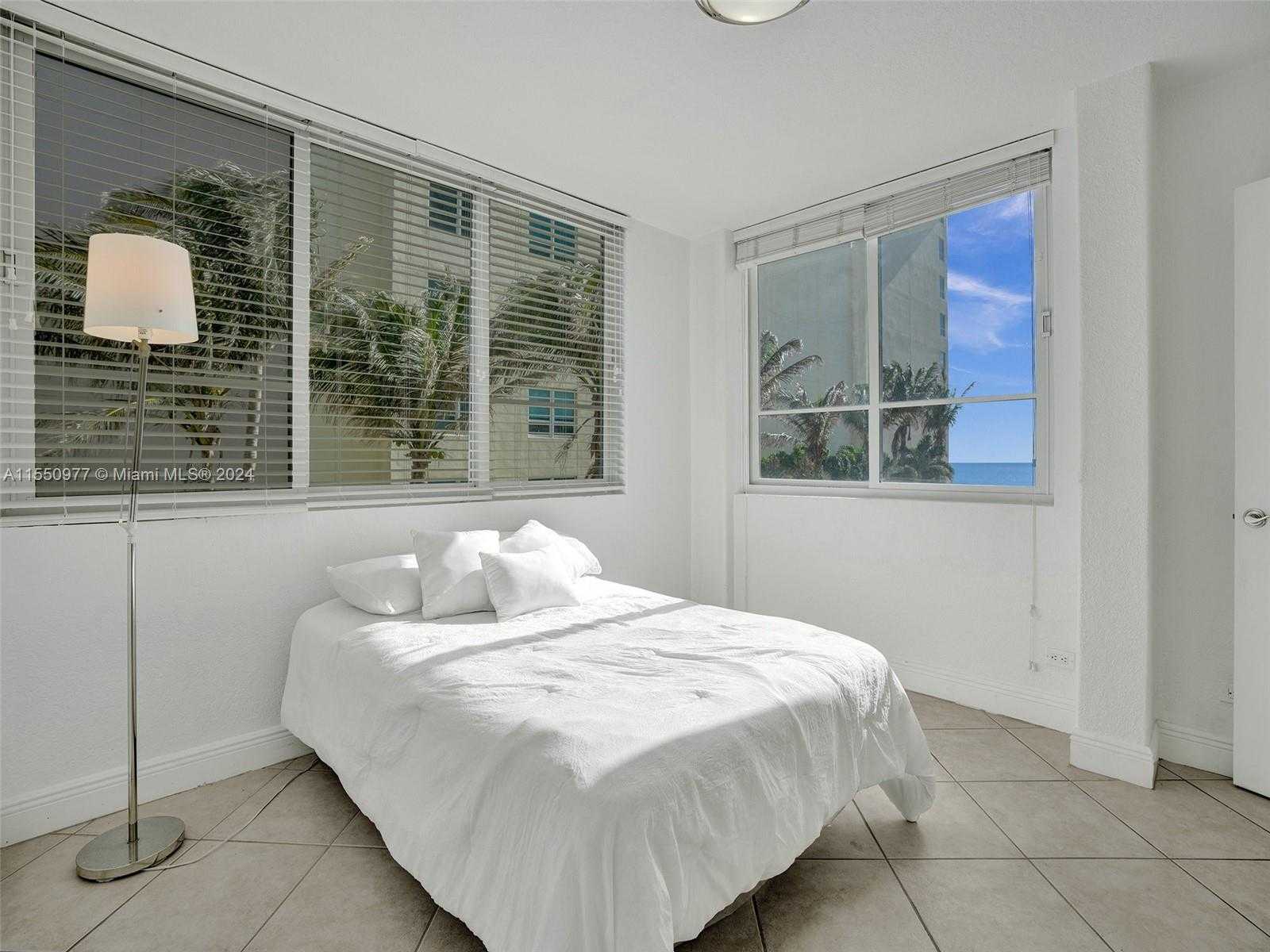 Small Image of 5005 COLLINS AVE #725, Miami Beach Number 13