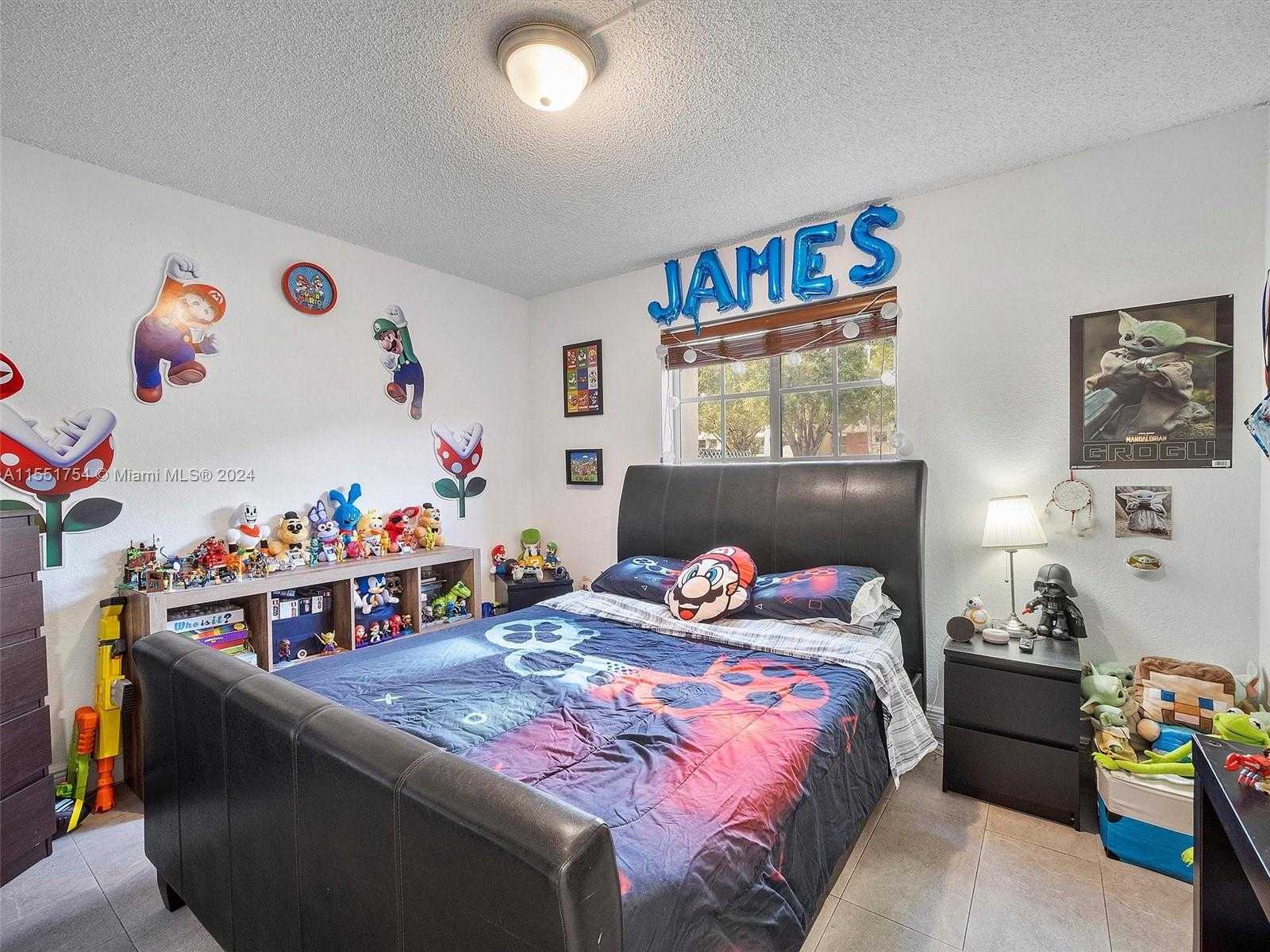 Small Image of 5201 Geneva Ct, Doral, FL 33166, USA Number 17