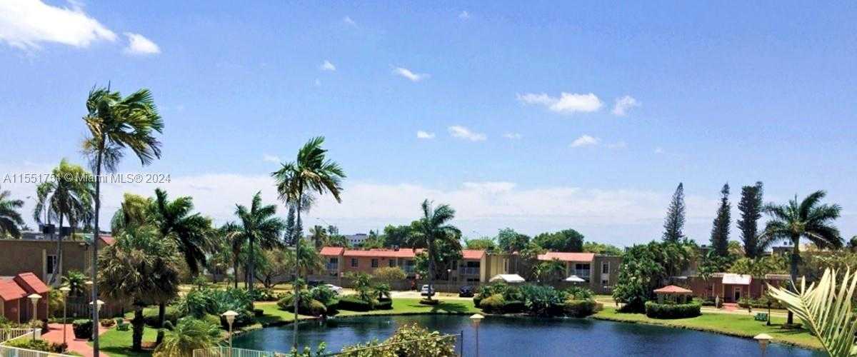 Small Image of 5201 Geneva Ct, Doral, FL 33166, USA Number 39