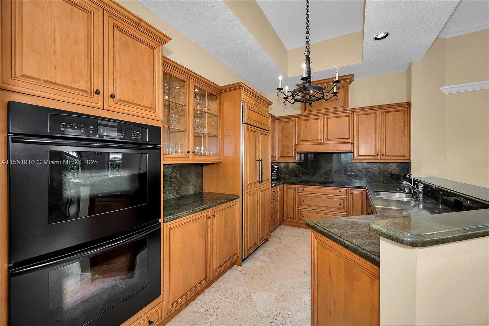 Small Image of 3733 NORTH EAST 214TH ST #31, Aventura Number 11